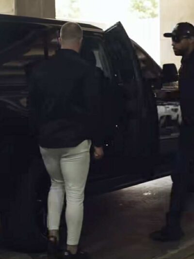 Guide and travel companion